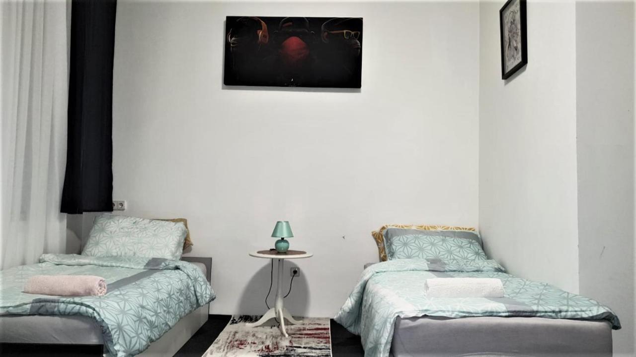 Wohnung In Der Naehe Wiener Stadthalle Und Zentrum 9 Εξωτερικό φωτογραφία